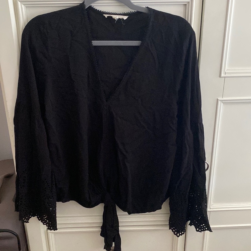 Lovestitch Eyelet Sleeve Tie Top - Medium